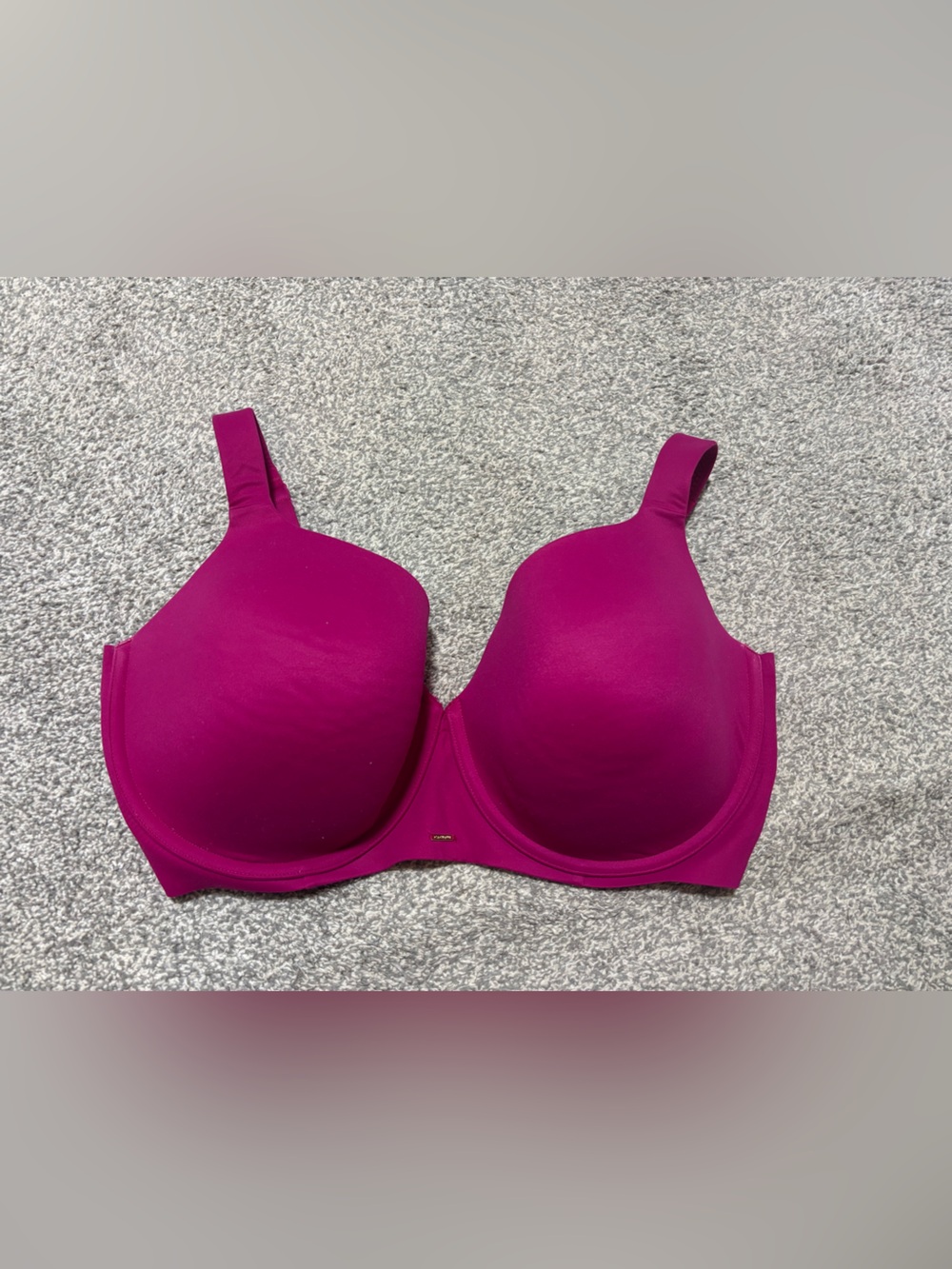 Cacique Smooth T-Shirt Bra in Fuchsia Pink